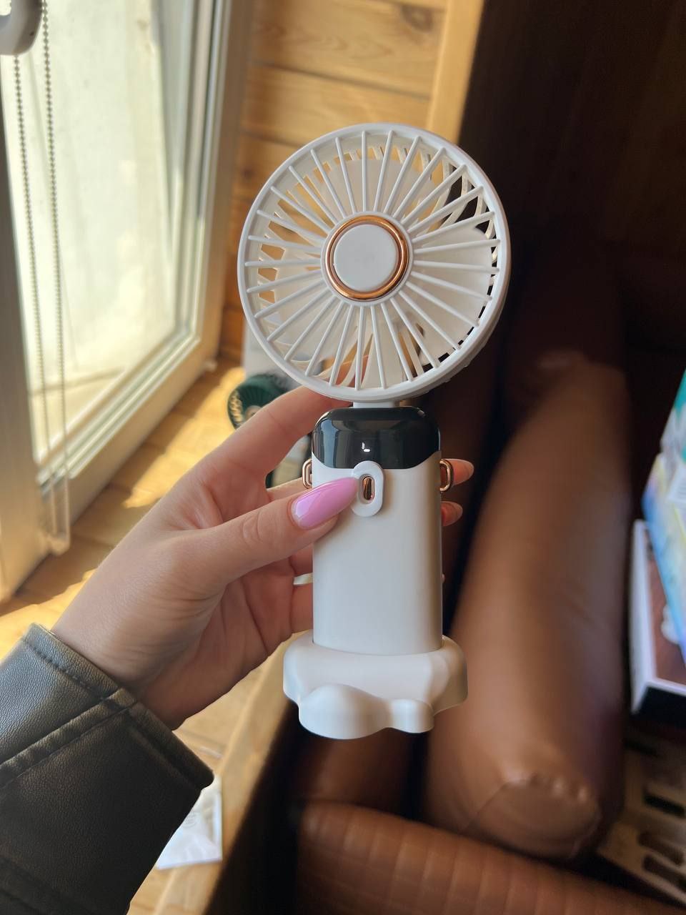Вентилятор міні з підставкою для телефону та дисплеєм Mini fanAND XL-880 - Зображення 3
