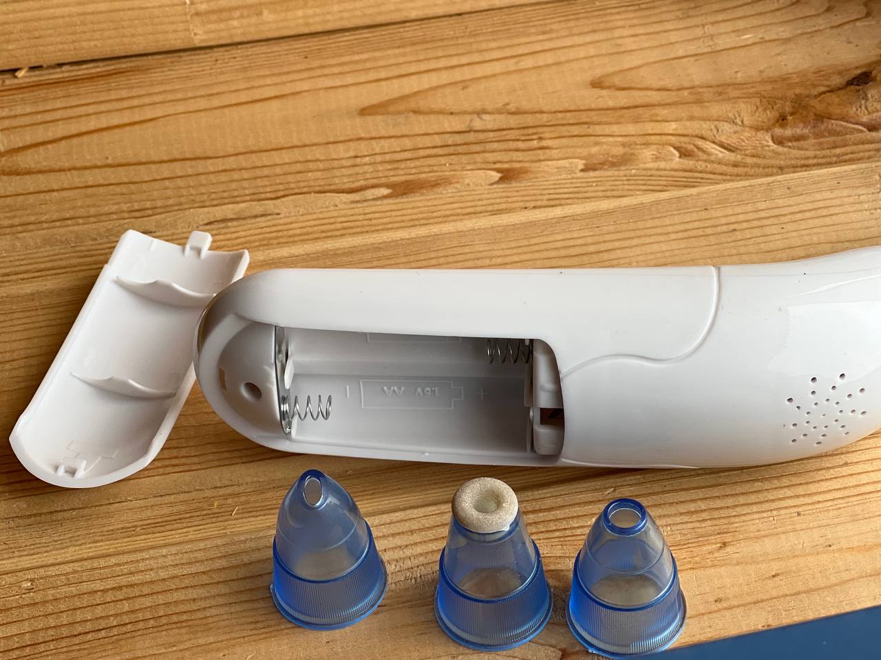 Вакуумний апарат для чищення обличчя та пор Derma Suction 100 - Зображення 3