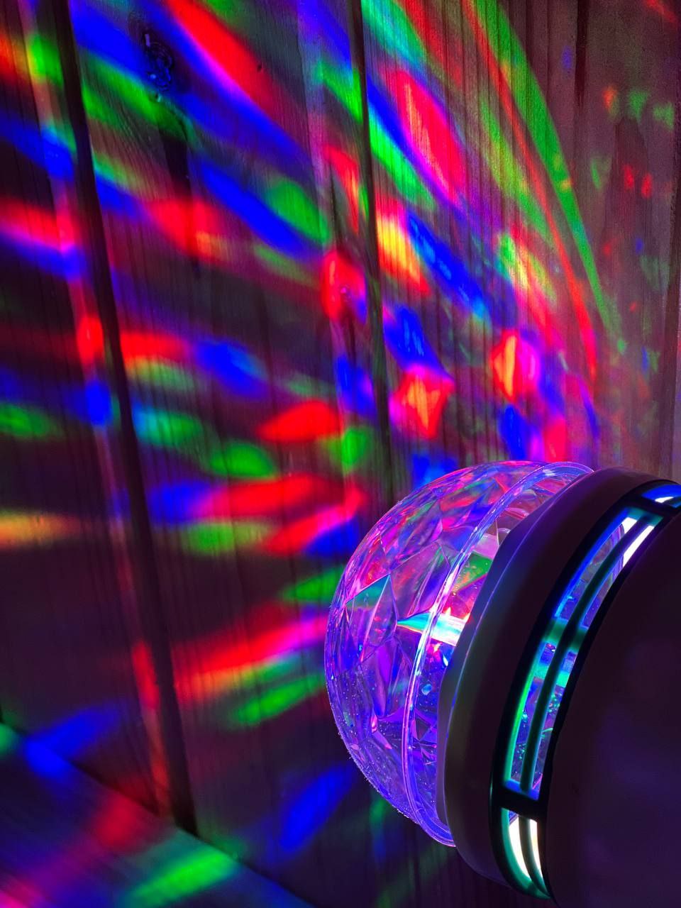 Диско Лампа Світлодіодна лампочка RGB у формі чарівної кулі E27 AND HA-142 - Зображення 2