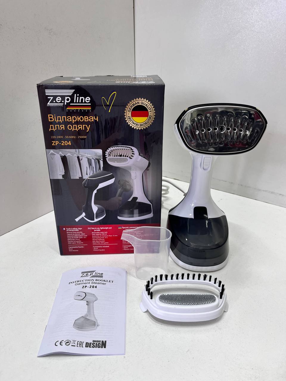 Вертикальний ручний відпарювач для одягу Zepline ZP-204 Чорний - Зображення 2